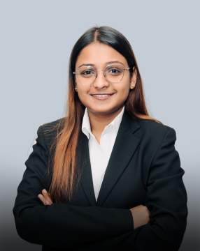 Adv Vishishta Nayak